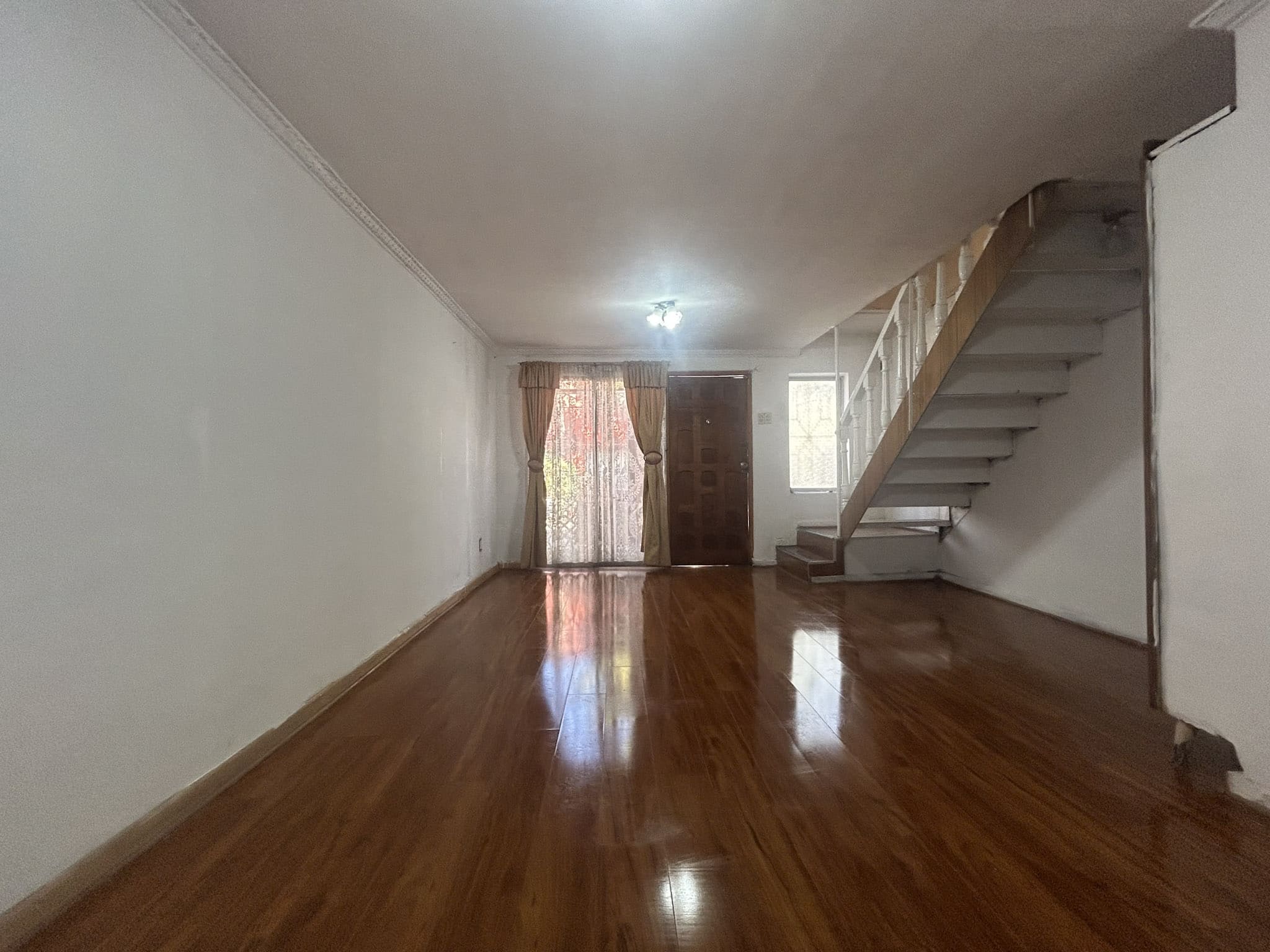 Interior 2